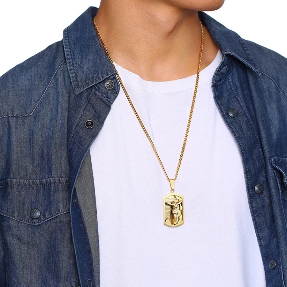NEW Gold Plated Crucifix Prayer Pendant - Picture 2 of 5
